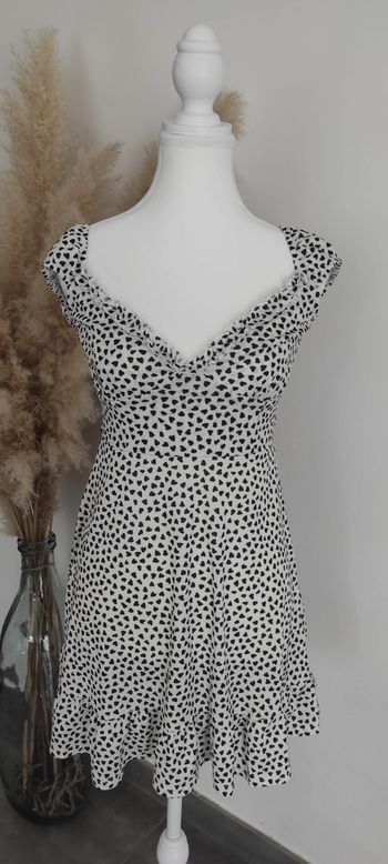 Robe d'été Bershka taille M mais plutôt un S