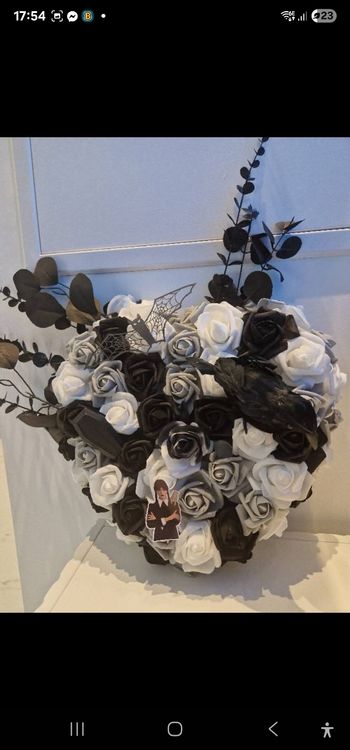 Création d'un coeur florale en mousse