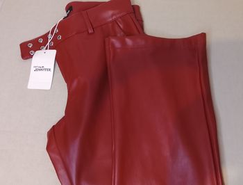 Pantalon rouge T34