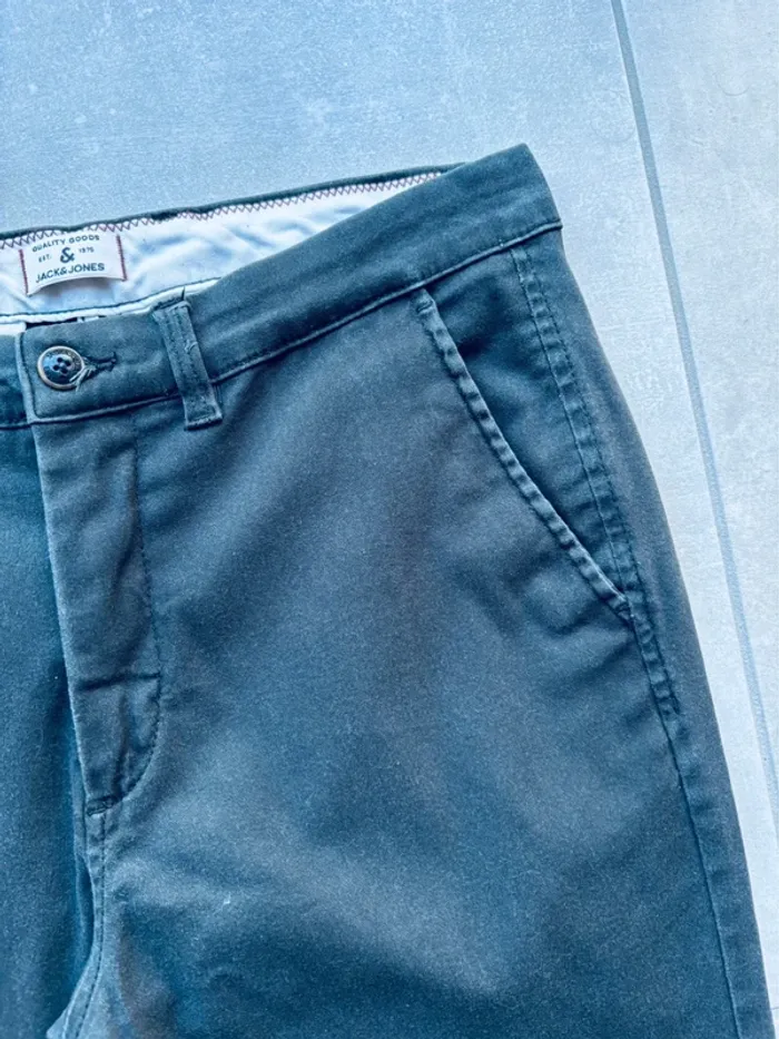 Magnifique chino noir Jack & Jones Slim - photo numéro 2