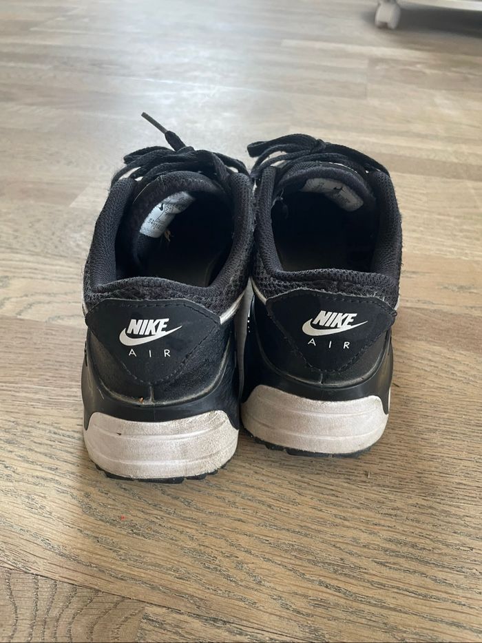 Basket Nike air Max 36 très bon état - photo numéro 5