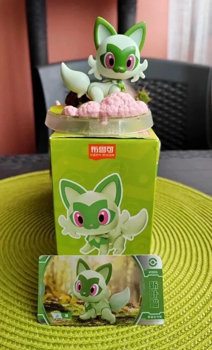 Figurine Collection Pokémon - Poussacha (Sprigatito), style lego/mega Neuf - photo numéro 2