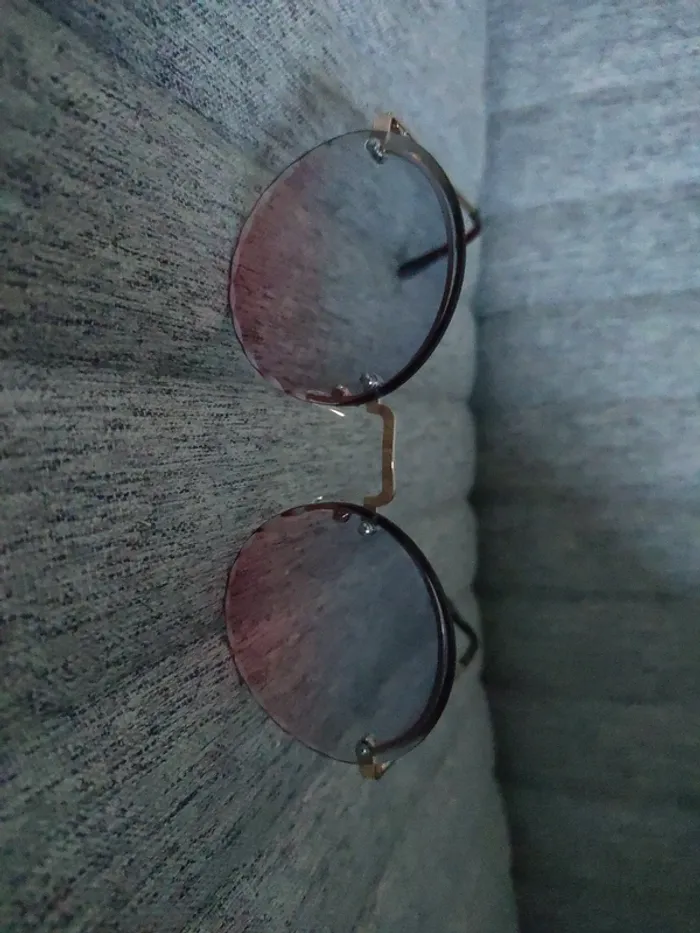 Lunettes de soleil - photo numéro 3