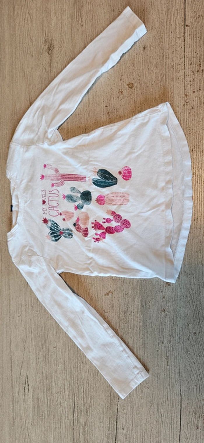 T shirt blanc à manches longues, avec dessin de cactus, Kiabi, 6 ans - photo numéro 2