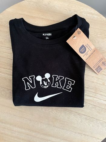 T-shirt Nike