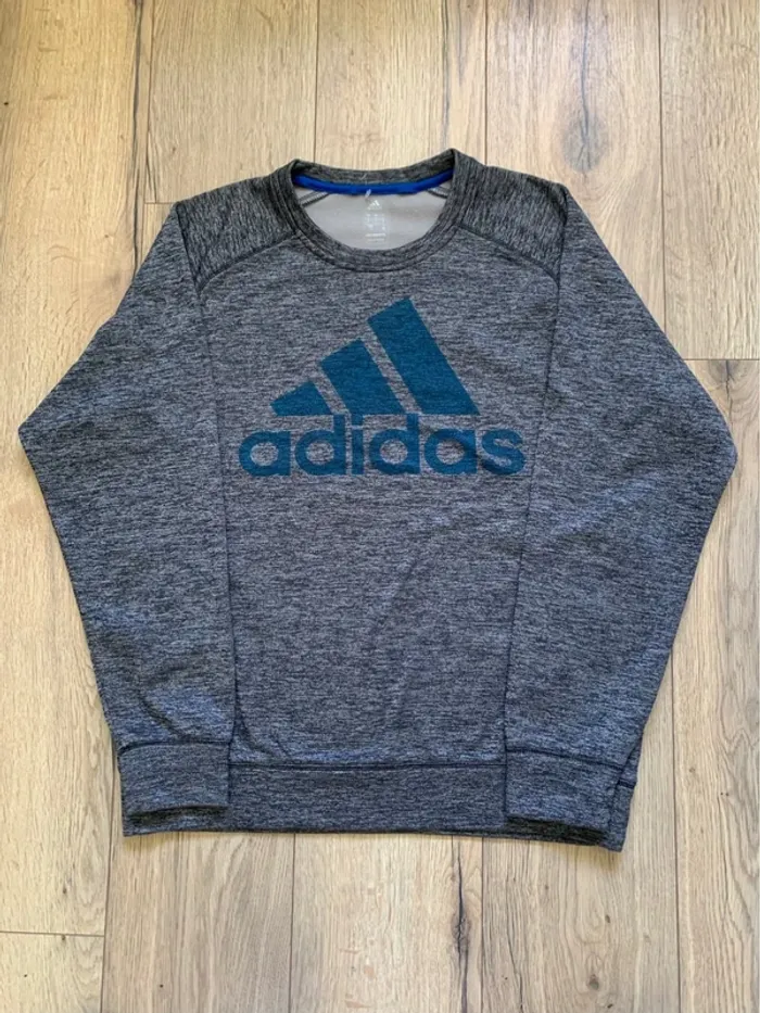 Sweat Adidas gris et bleu - Logo Adidas grand format - photo numéro 3