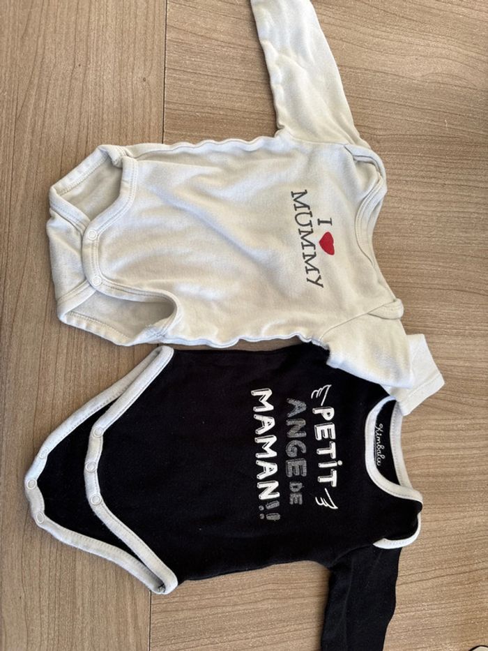 26 body taille 3 mois