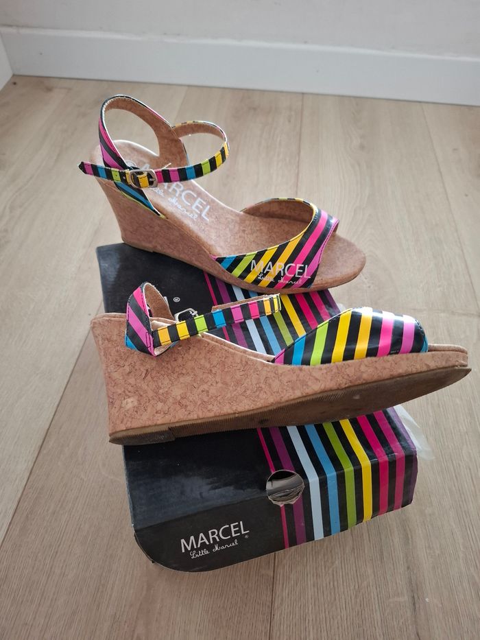 Chaussures compensées Little Marcel en très bon état - photo numéro 4