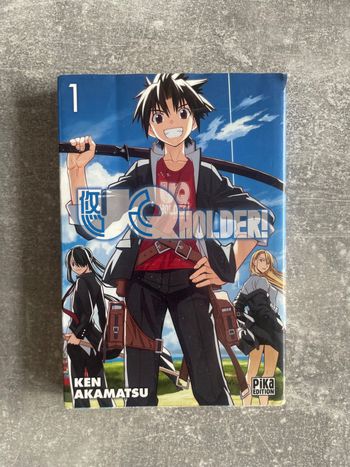 Manga UQ holder tome 1 en version française.