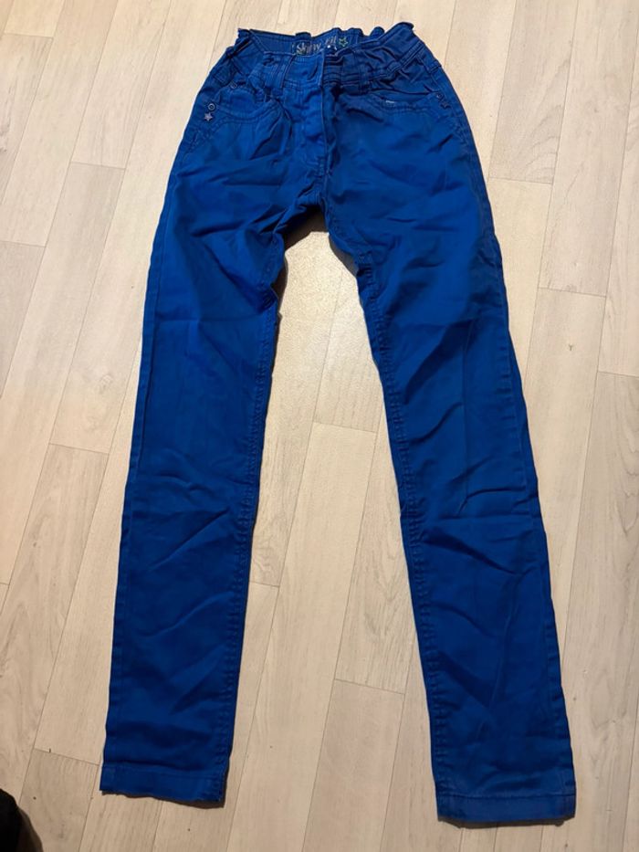 Pantalon bleu skinny 10 ans jbc tres bon état
