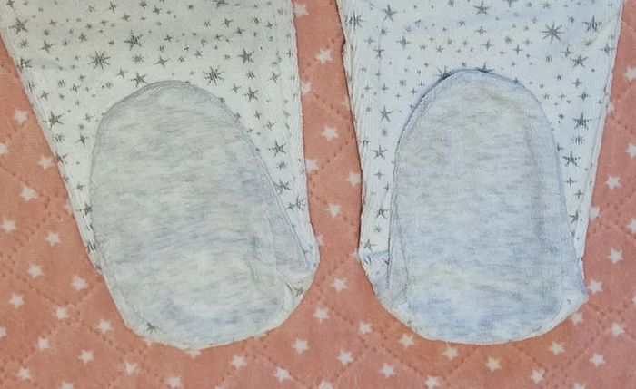 Babygros Harry Potter + bonnet - Taille 12mois - photo numéro 5