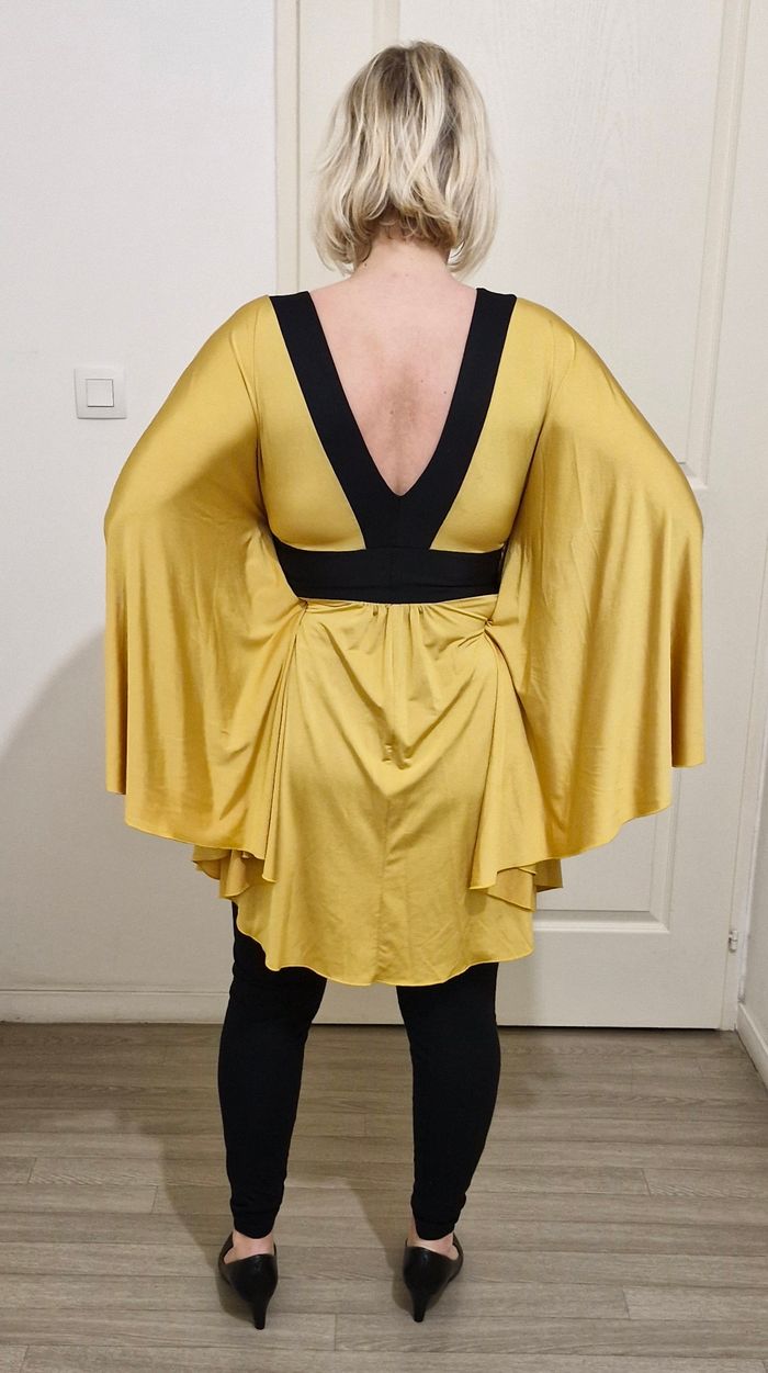 Tunique papillon satinée achetée à Nawarra de TBT9 - photo numéro 4