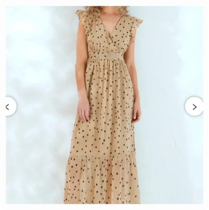 Robe longue cache-coeur sans manches T. 44