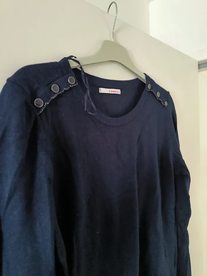 Pull habillé. Bleu marine. Camaïeu. Taille L - photo numéro 2