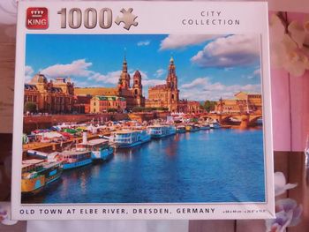 Old Town et Elbe river, Dresden, Germany