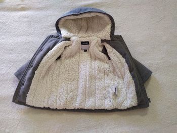 Manteau grishivers 3 ans neuve