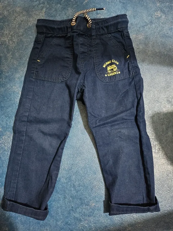 Lot de 3 pantalons 18mois - photo numéro 2