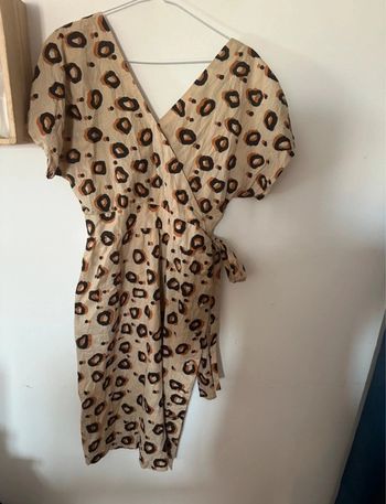 Sublime robe léopard d’été