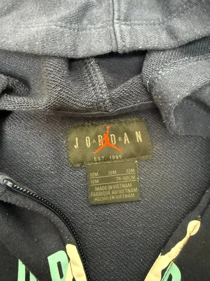 Sweat Jordan à capuche avec zip garçon taille 12 mois - photo numéro 2