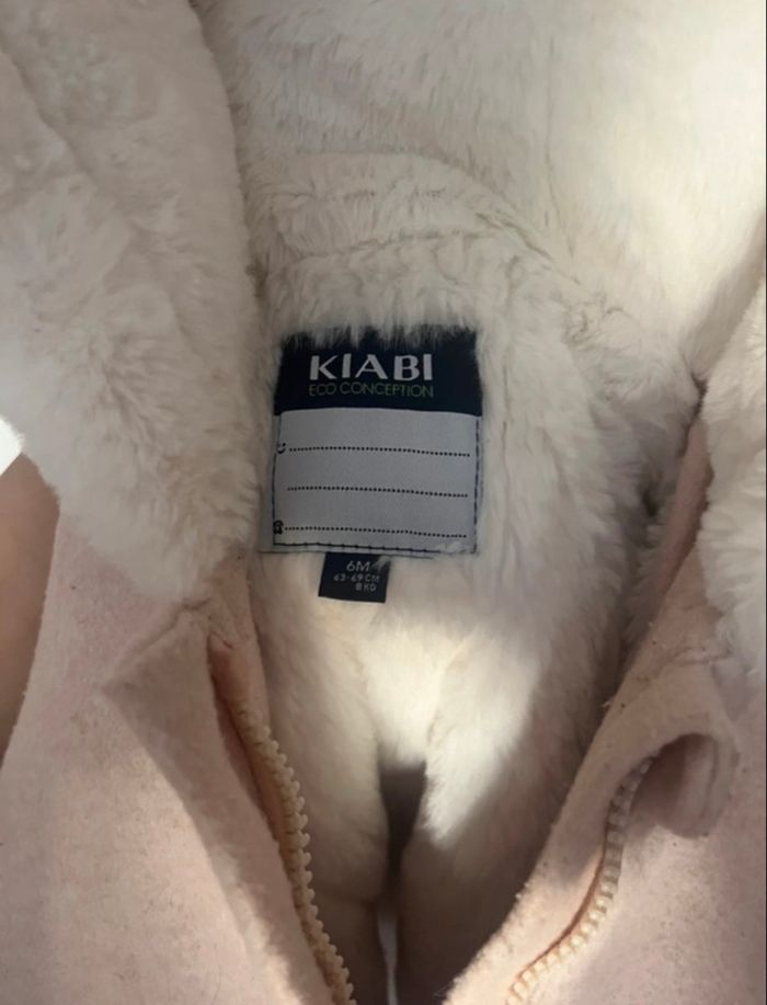 Manteaux rose à fourrure 6 mois - photo numéro 2