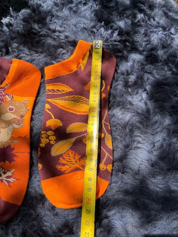Chaussettes basses automnales – écureuil & feuillage - photo numéro 3