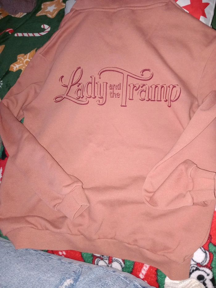Pull taille xs kiabi disney la belle et le clochard - photo numéro 3