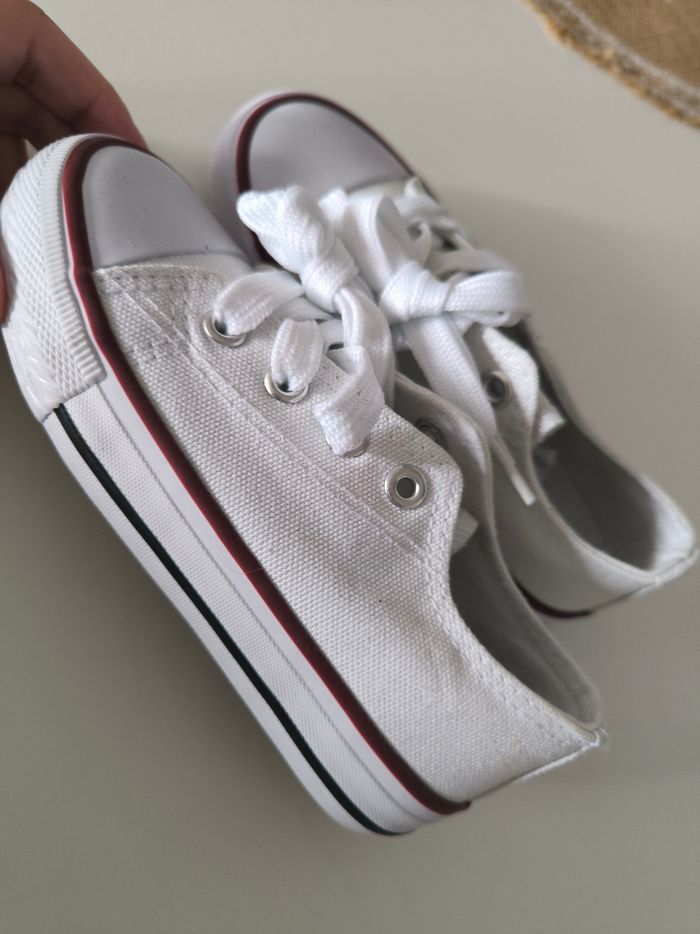 Chaussures pointure 28 - photo numéro 2