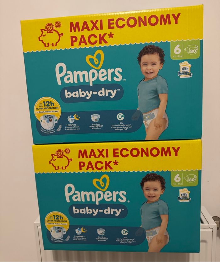 Les couches Pampers taille 6 en baby dry
