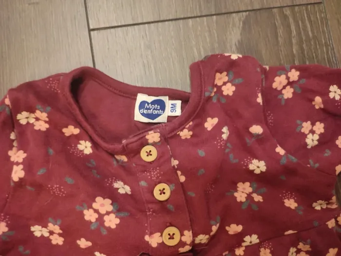Robe tunique a fleur violette mots d'enfants 9 mois très bon état - photo numéro 4