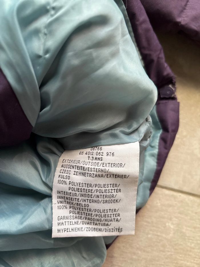 Doudoune violette 3 ans - photo numéro 6