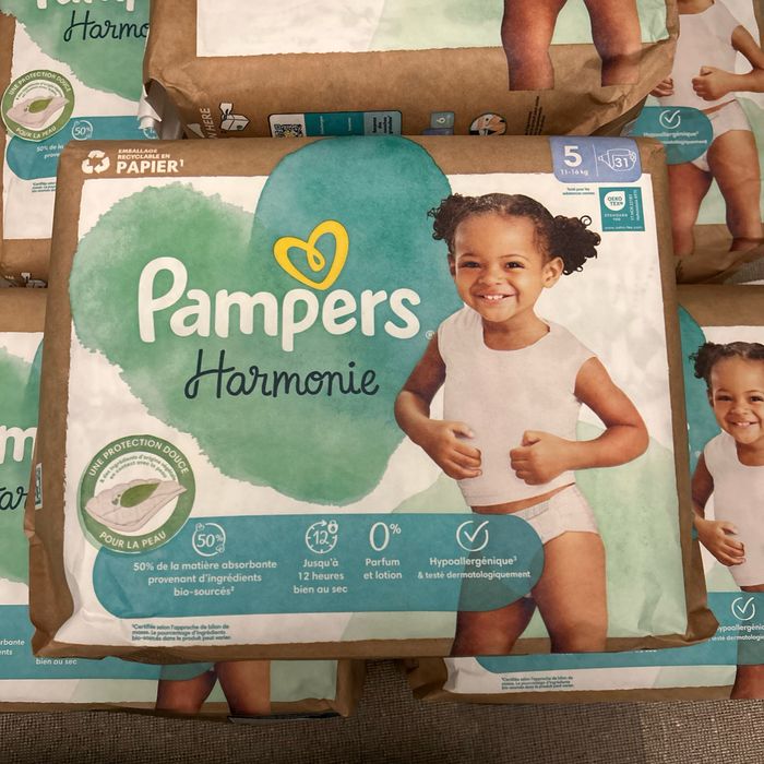 Couche Pampers hatmonie taille 5 normal - photo numéro 2