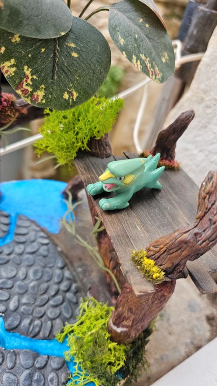 Super figurine Pokemon dynavolt