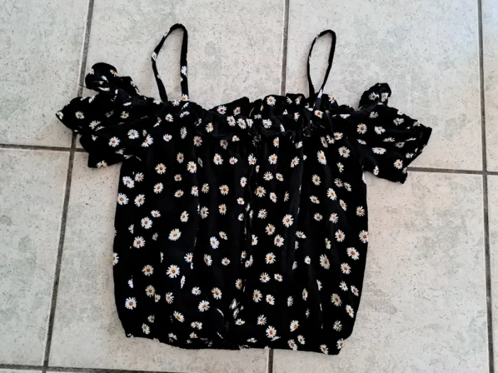 Haut épaules dénudées, Bershka, S - photo numéro 2
