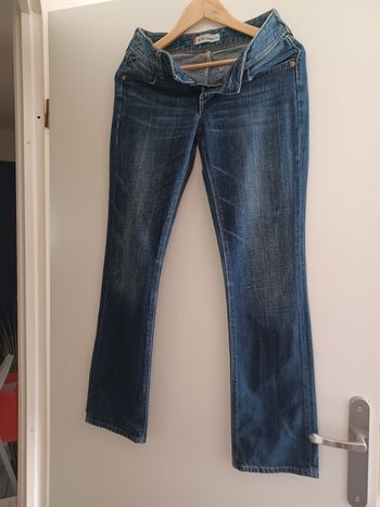 Jean Levi's  470