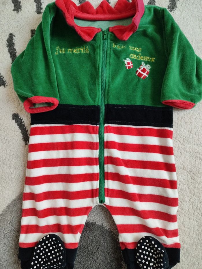 Pyjama lutin noël sur-pyjama cadeaux