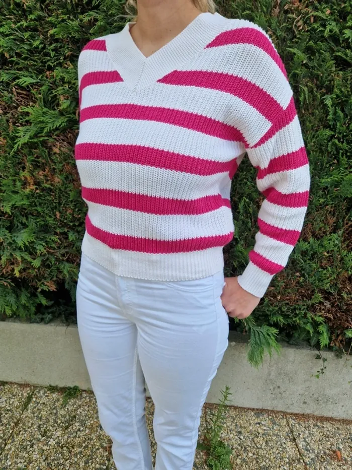 🌸 Jolie Pull rayé - Amisu - Taille 38 (M) 🌸