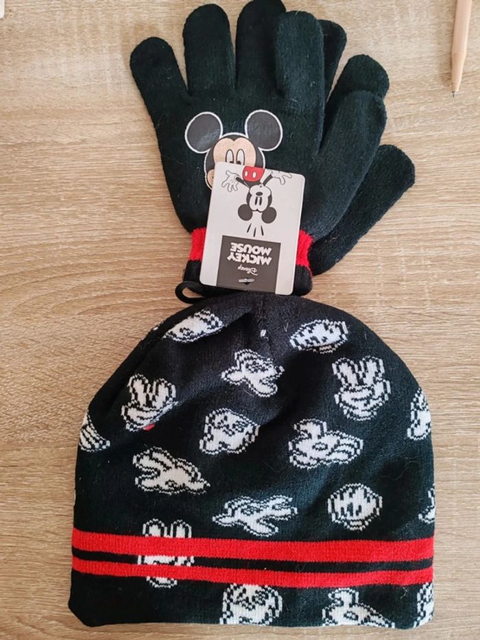 Ensemble bonnet gant Mickey - photo numéro 2