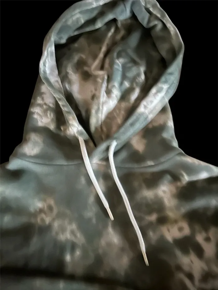 Sweat-shirt à capuche longues manches tie and dye - photo numéro 3