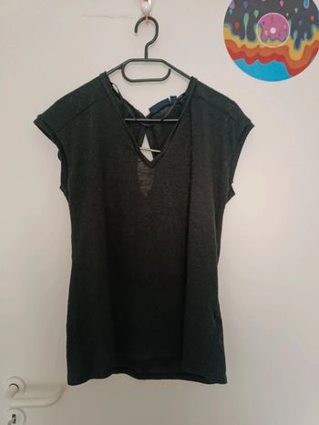 Tee shirt