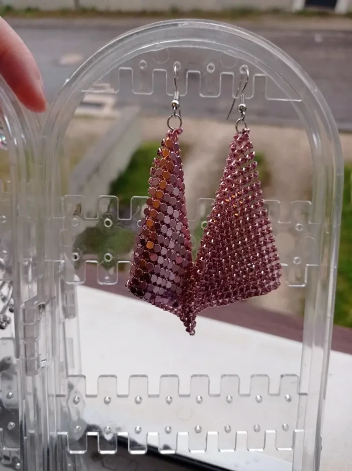 Boucles d'oreilles géométrique femme rose a strass - photo numéro 2