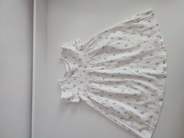Robe hm 86 cm - photo numéro 3