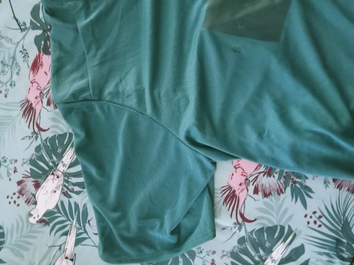 Tee-shirt taille 16ans  Decathlon - photo numéro 3