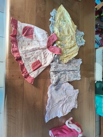 Lot robe été fille 12 mois