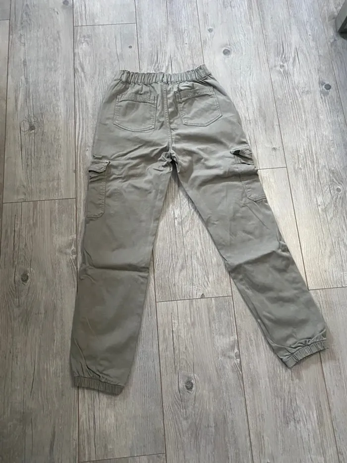 Cargo fille - photo numéro 4