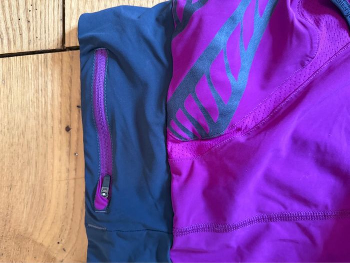Short de vélo violet en très bon état kalenji taille 38 - photo numéro 4