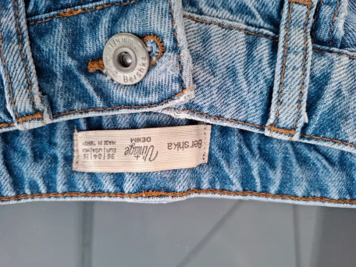 Short en jean bershka t36 - photo numéro 2