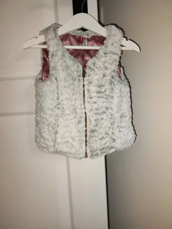 Veste fourrure sans manches 3 ans