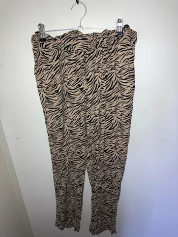 Pantalon souple léopard /zebre
