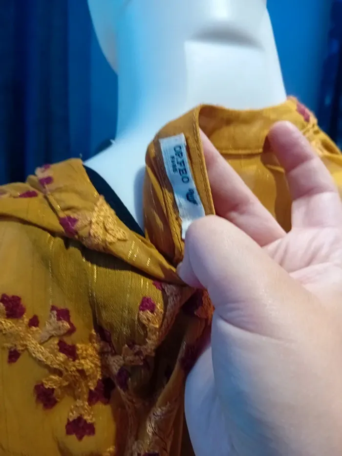 Robe courte de la marque orfeo taille L - photo numéro 10