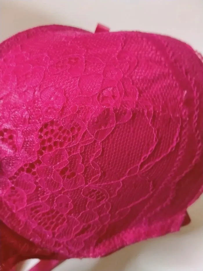 Soutien-gorge rose dentelle Marque Basic Taille 95C - photo numéro 4